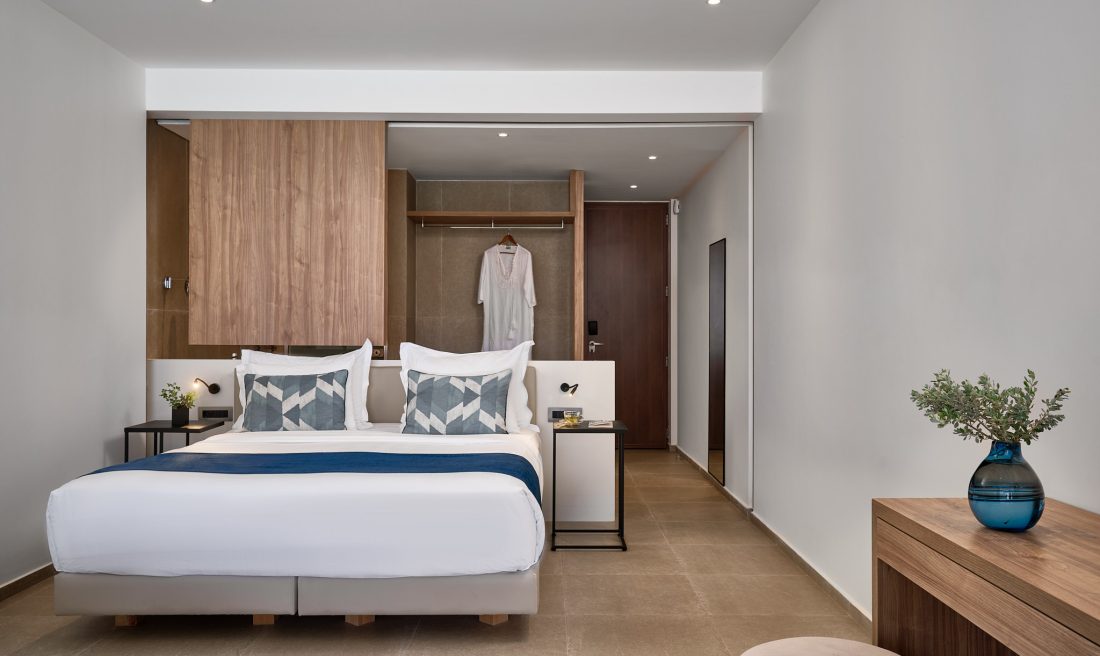 Junior Suite with Private Pool Sea View