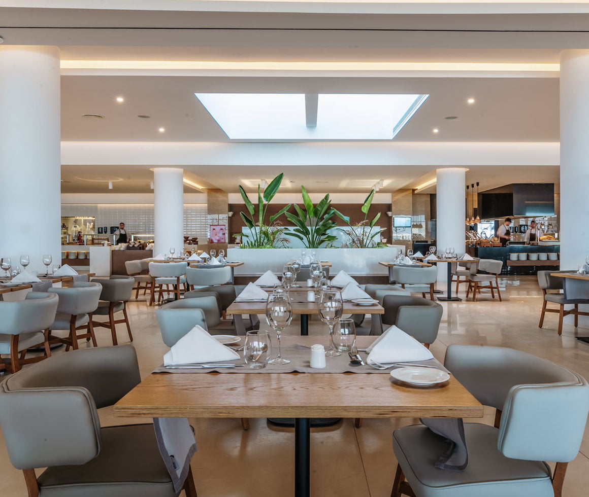restaurant gennadi garnd resort